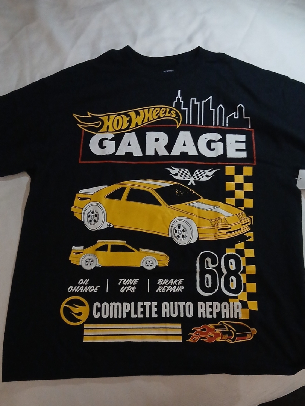 Hot Wheels Legends Garage Graphic Tee - Black & Yellow 2026 Legends Tour